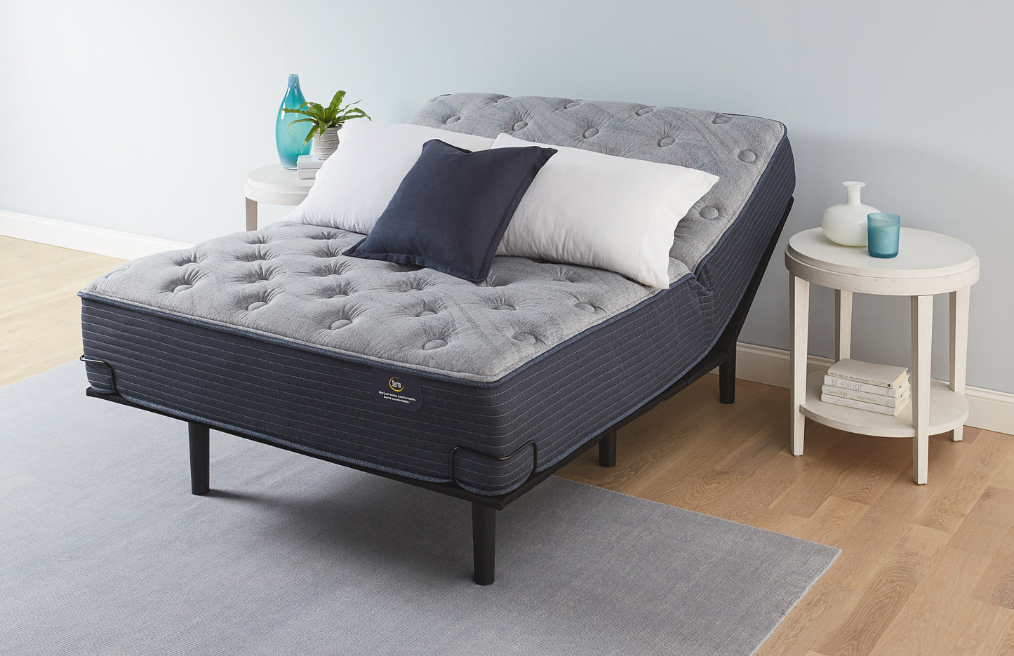 Serta LUXE Queen Brookton Mattress